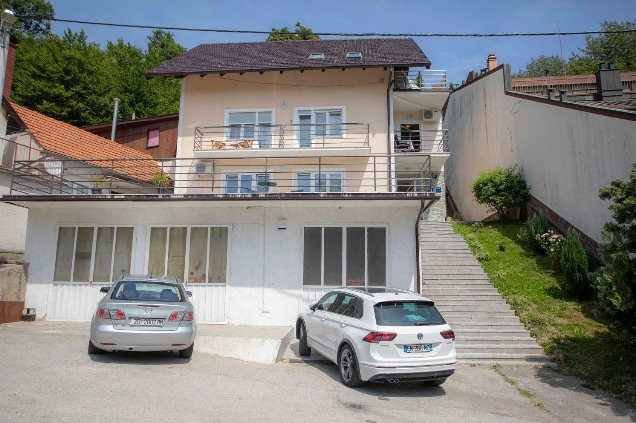 Studio Apartman Natali Ζάγκρεμπ Εξωτερικό φωτογραφία